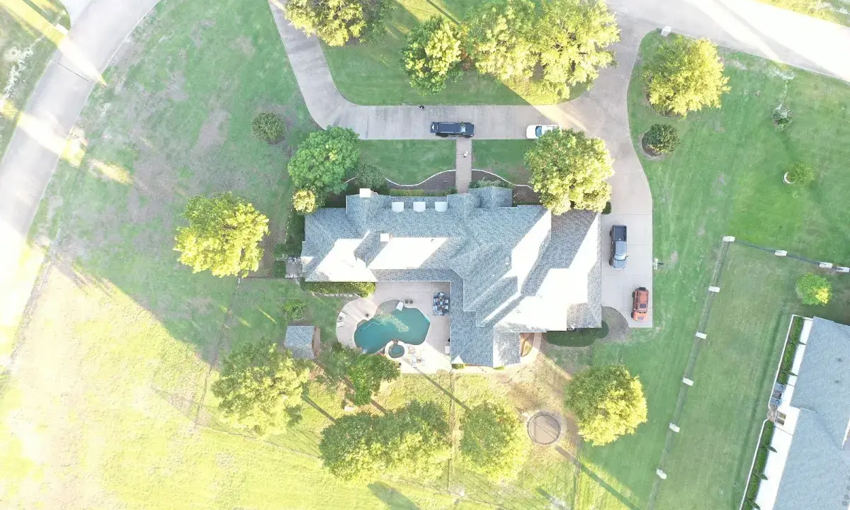 New shingle roof installation on a home in Jeffersontown